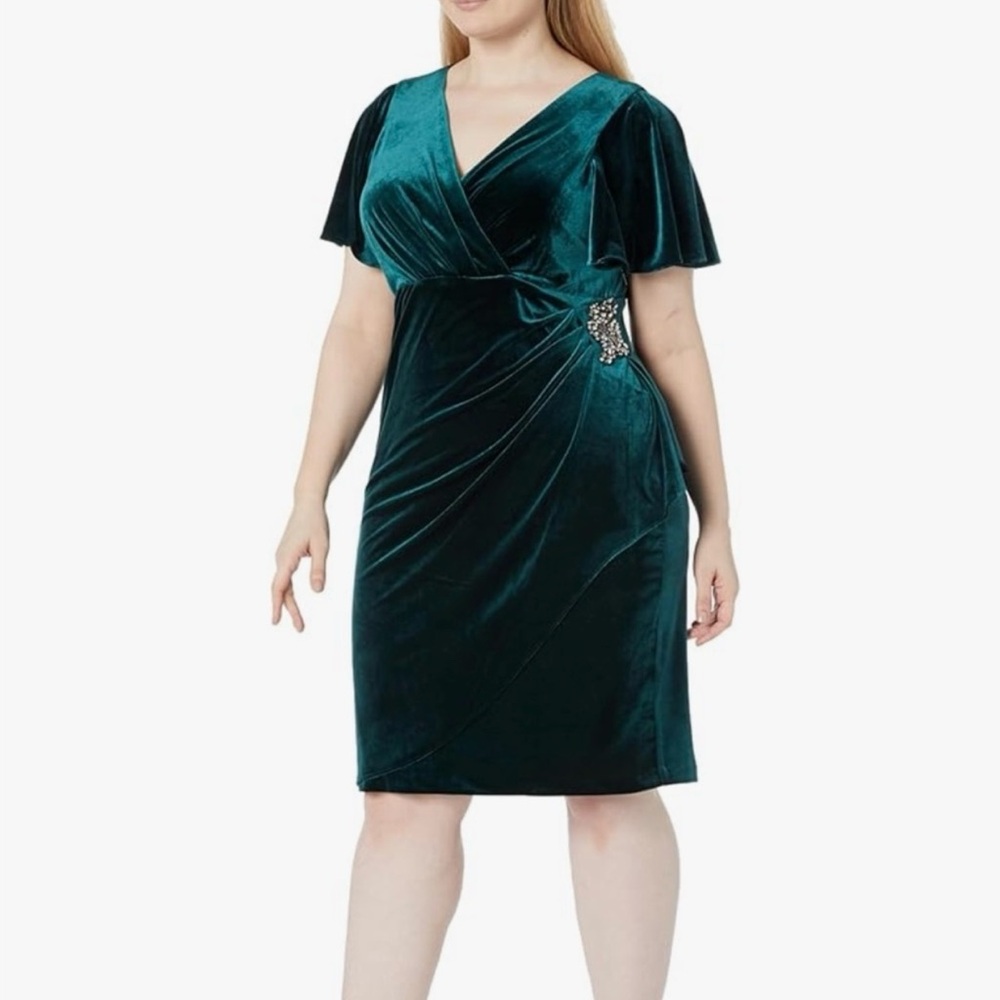 NWT SLNY Forest Green Velvet Wrap Dress 20W Cocktail Formal Party 20 W $119 MSRP